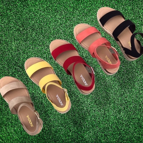 Soda Bryce Yellow Espadrille Stud Flatform Sandal - Picture 5 of 8